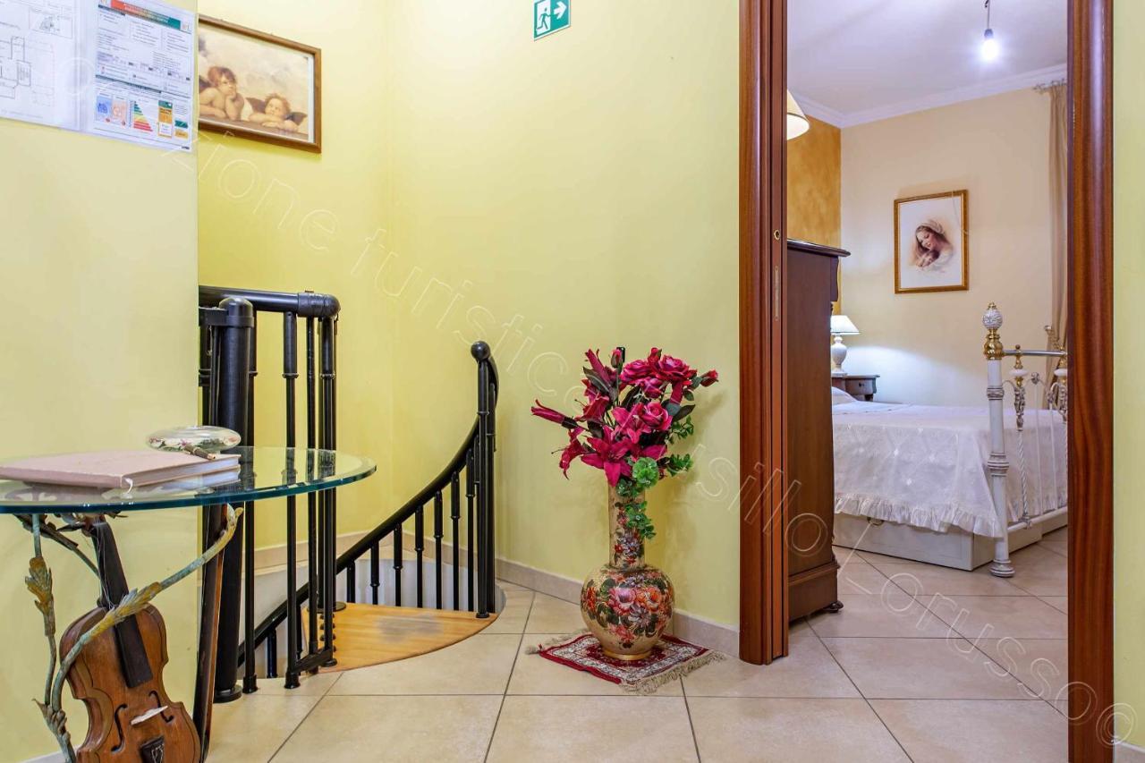 Locazione Turistica Fusillo Lorusso Con Parcheggio Privato In Loco Apartment Barletta Exterior photo